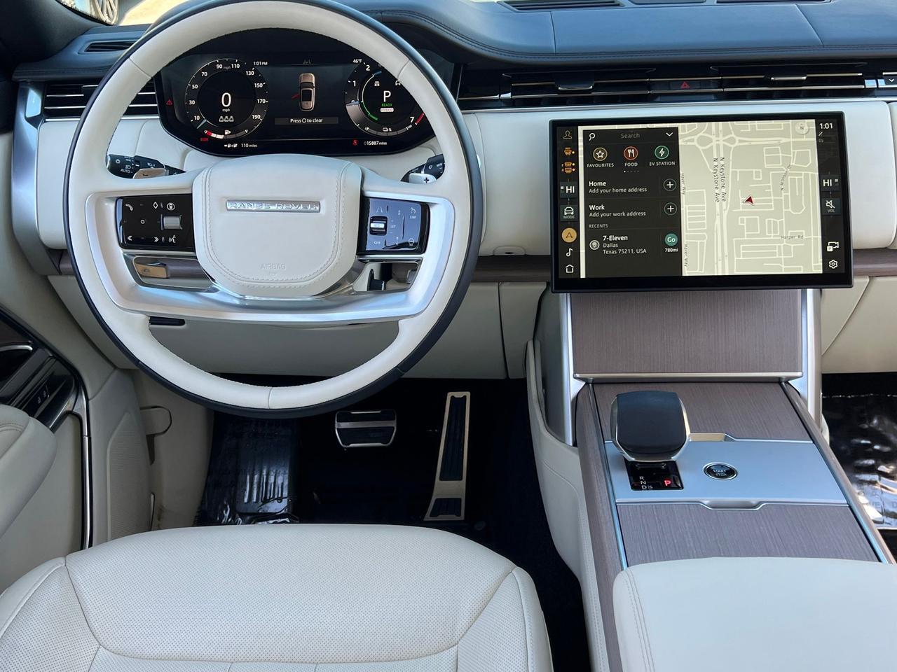 2025 Land Rover Range Rover Plug-In Hybrid SE Indianapolis IN