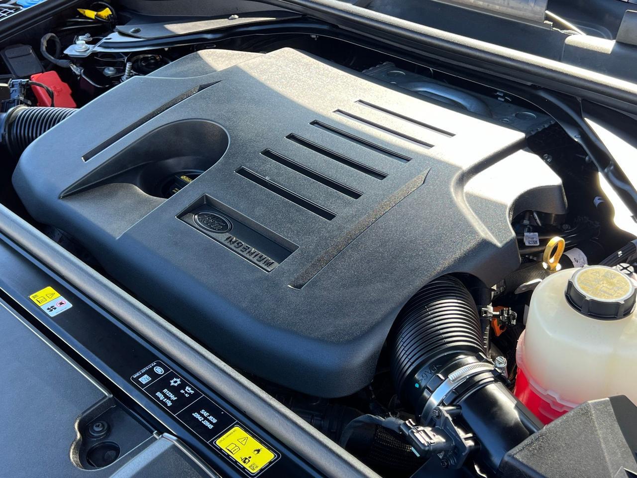 2025 Land Rover Range Rover Plug-In Hybrid SE Indianapolis IN