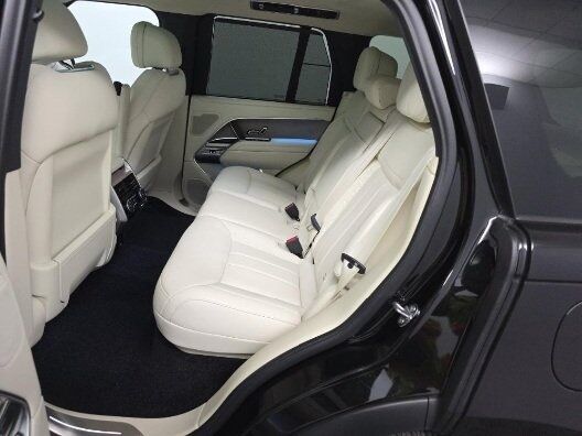 2025 Land Rover Range Rover Plug-In Hybrid SE Indianapolis IN