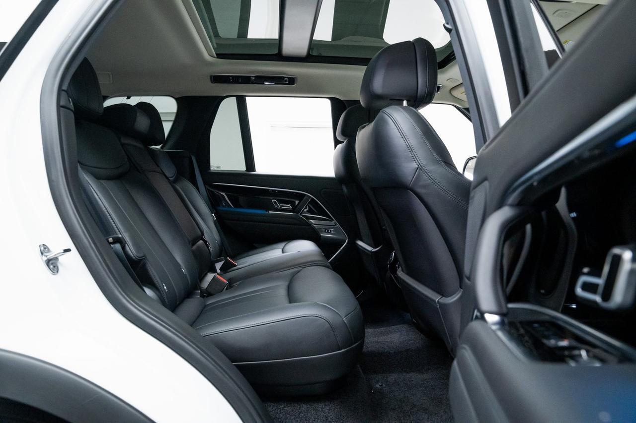 2025 Land Rover Range Rover Plug-In Hybrid SE Massage Seats Adaptive Cruise Portland OR