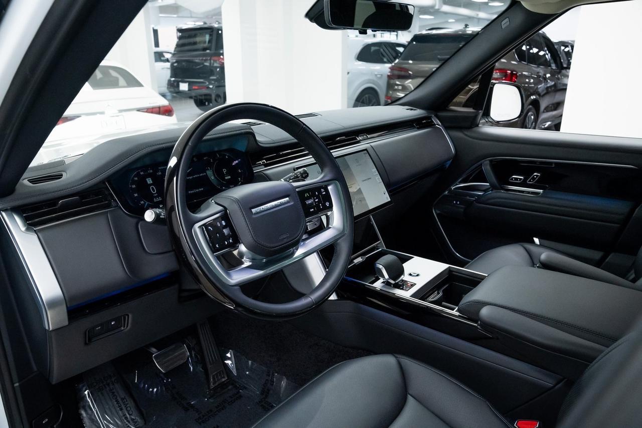 2025 Land Rover Range Rover Plug-In Hybrid SE Massage Seats Adaptive Cruise Portland OR