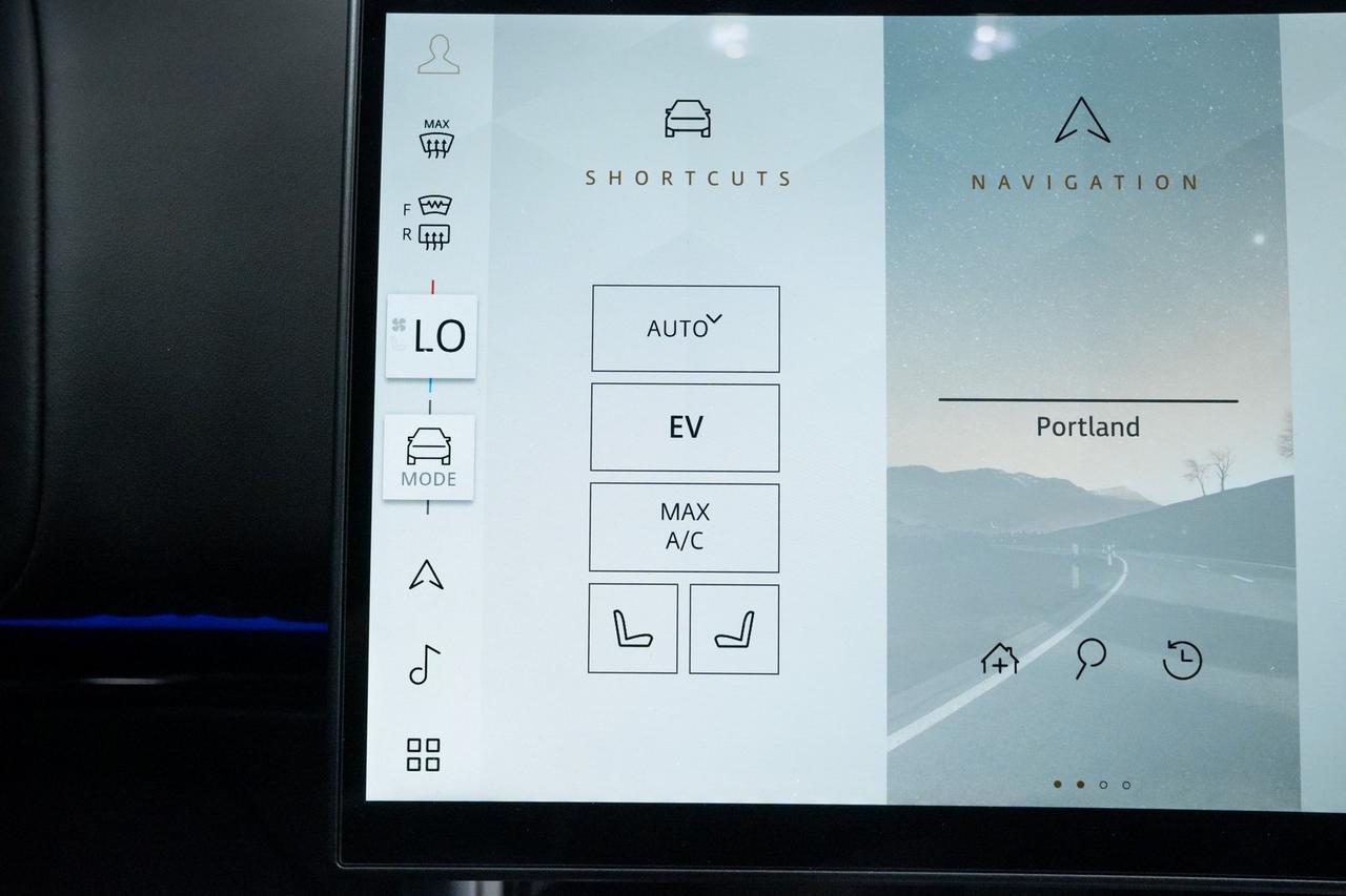 2025 Land Rover Range Rover Plug-In Hybrid SE Massage Seats Adaptive Cruise Portland OR