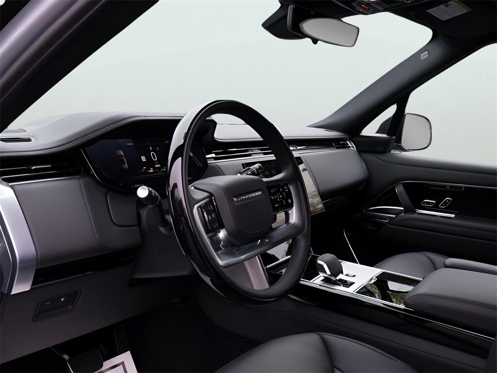 2025 Land Rover Range Rover Plug-In Hybrid SE San Clemente CA
