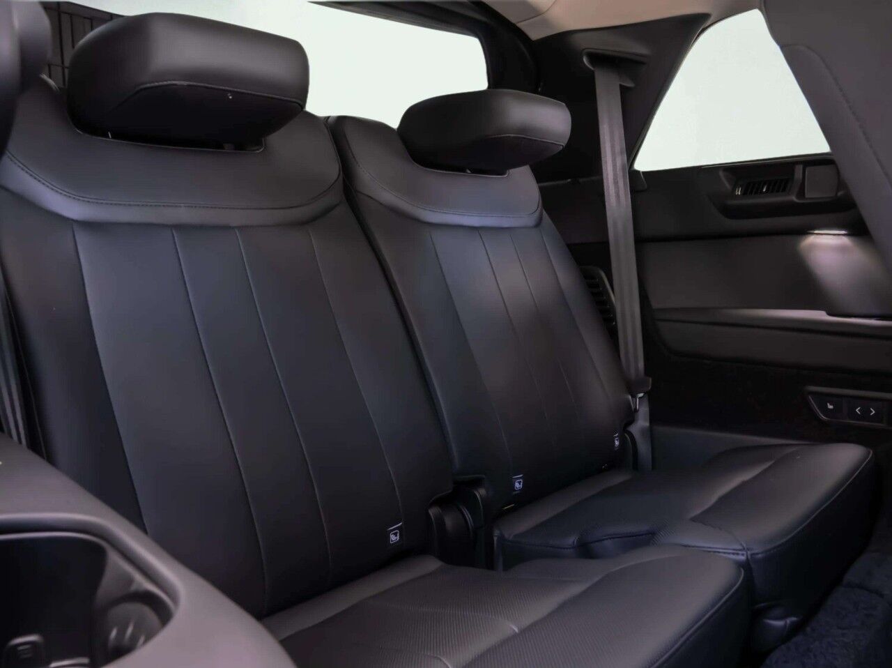 2025 Land Rover Range Rover SE - Long Wheelbase San Antonio TX