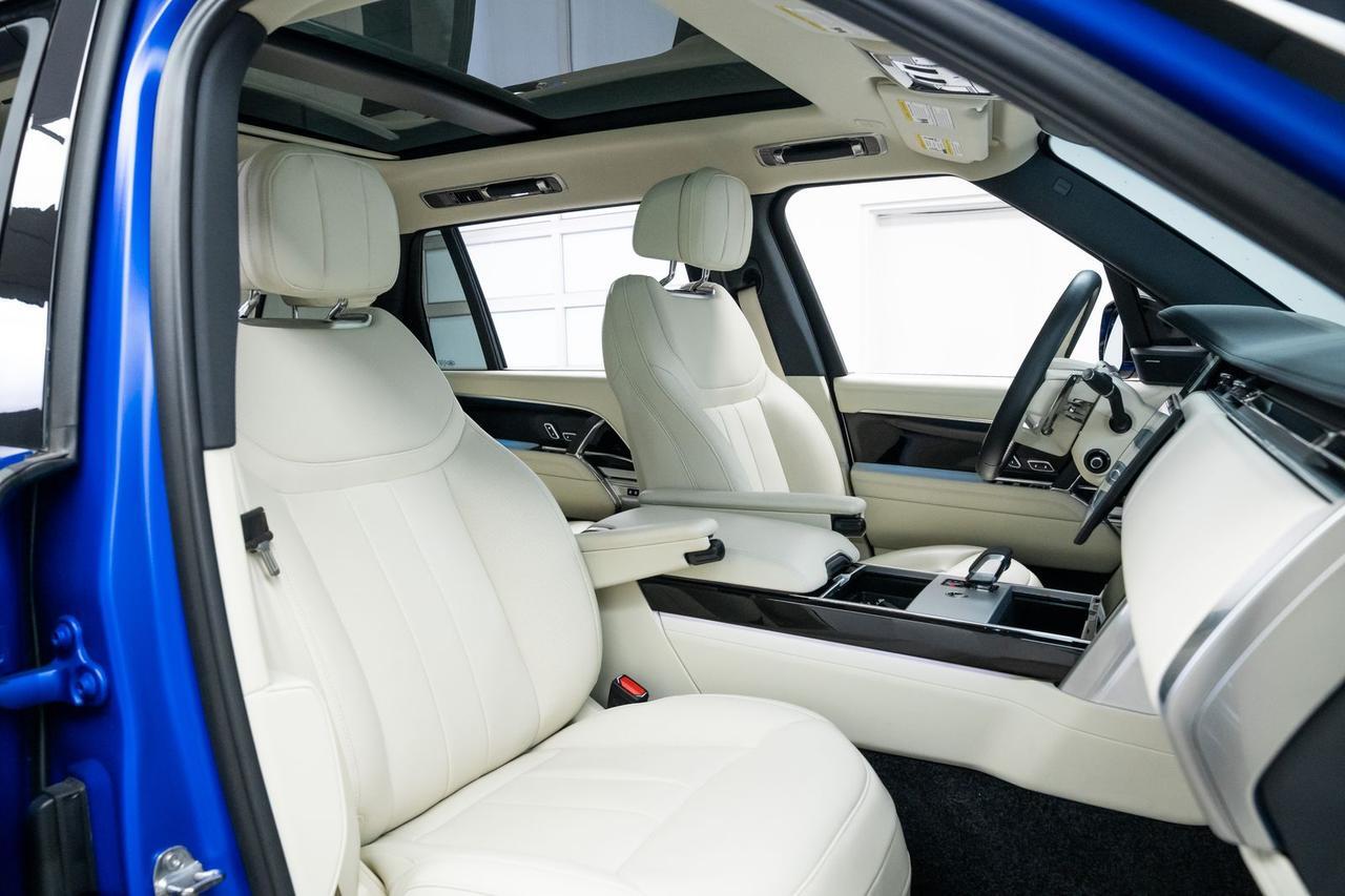 2025 Land Rover Range Rover SE 1 Owner Velocity Blue Metallic Portland OR