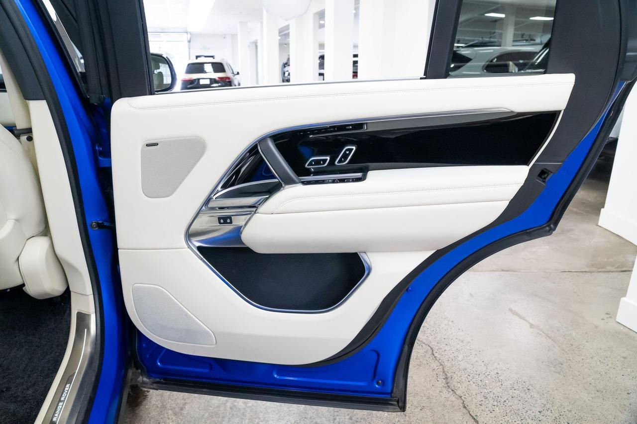 2025 Land Rover Range Rover SE 1 Owner Velocity Blue Metallic Portland OR
