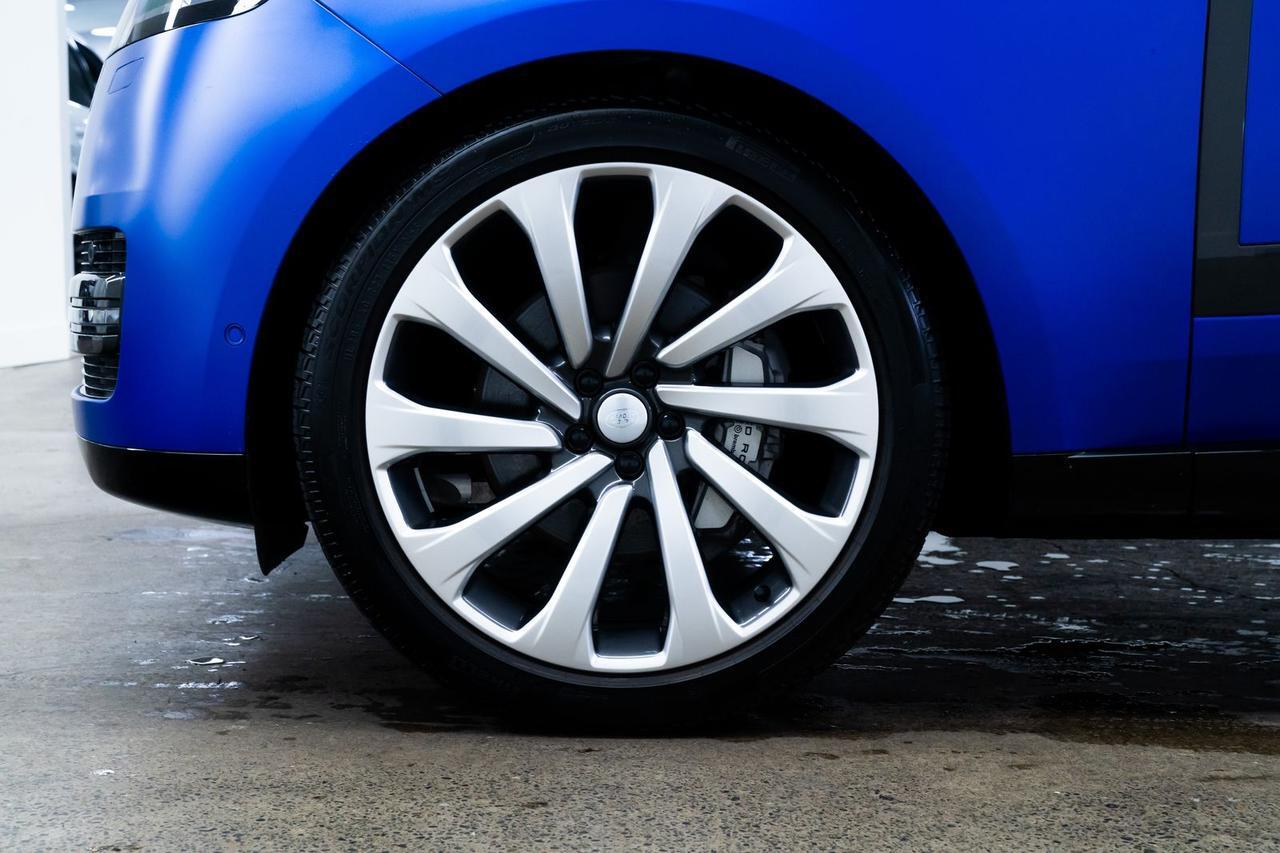 2025 Land Rover Range Rover SE 1 Owner Velocity Blue Metallic Portland OR