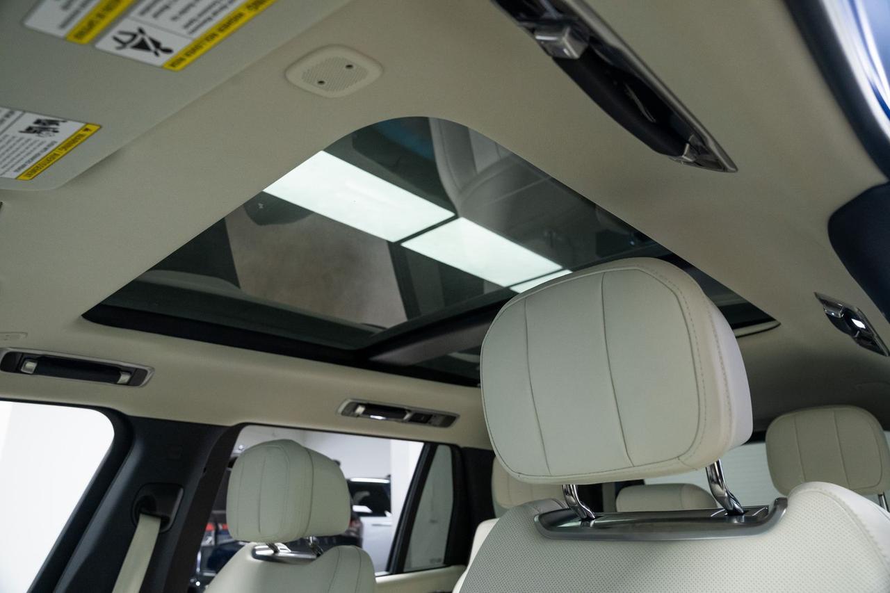 2025 Land Rover Range Rover SE 1 Owner Velocity Blue Metallic Portland OR