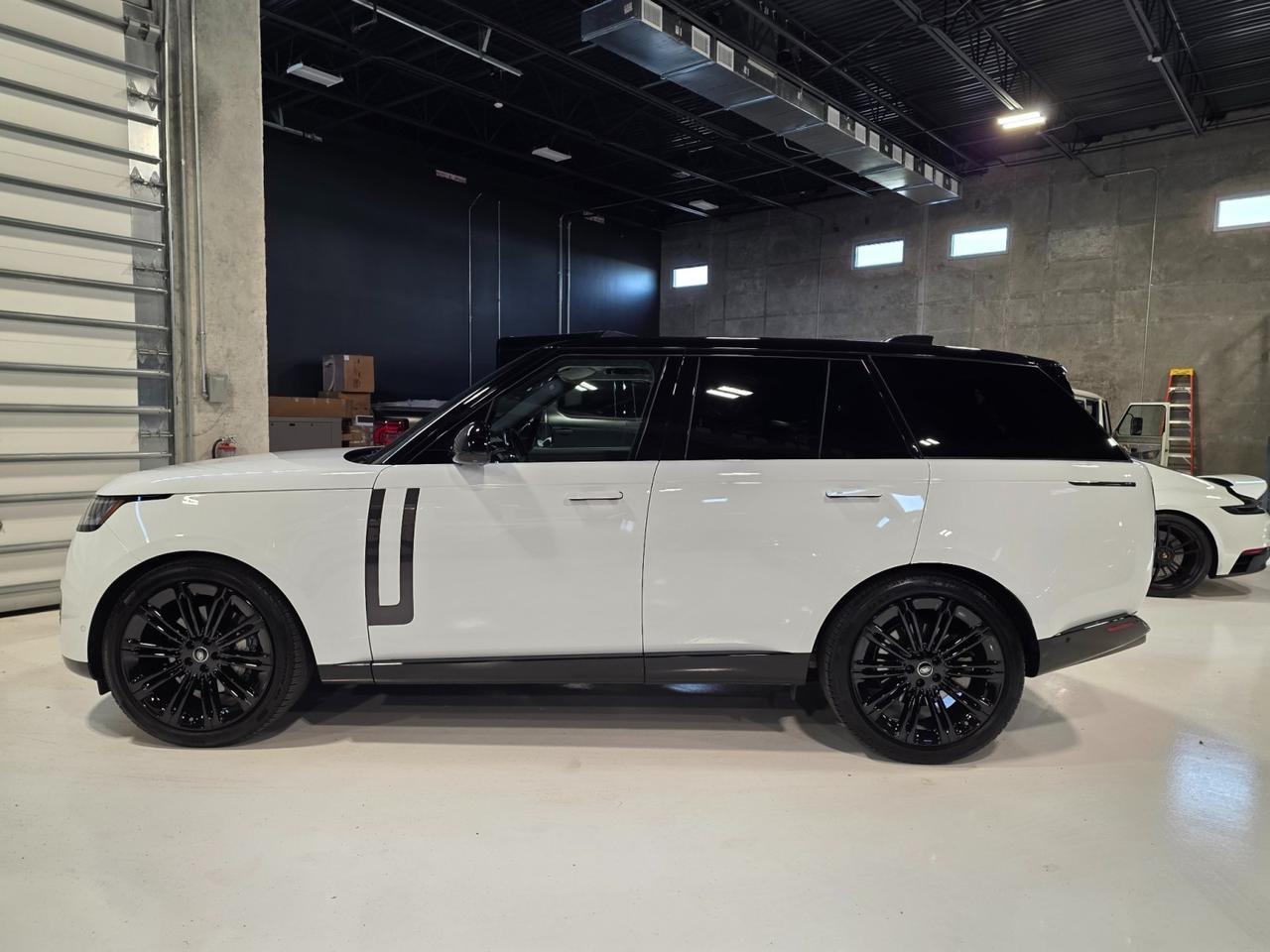 2025 Land Rover Range Rover SE $123k MSRP Scottsdale AZ