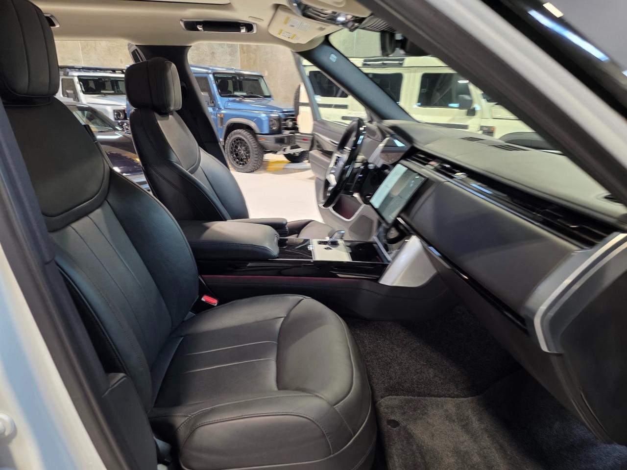 2025 Land Rover Range Rover SE $123k MSRP Scottsdale AZ