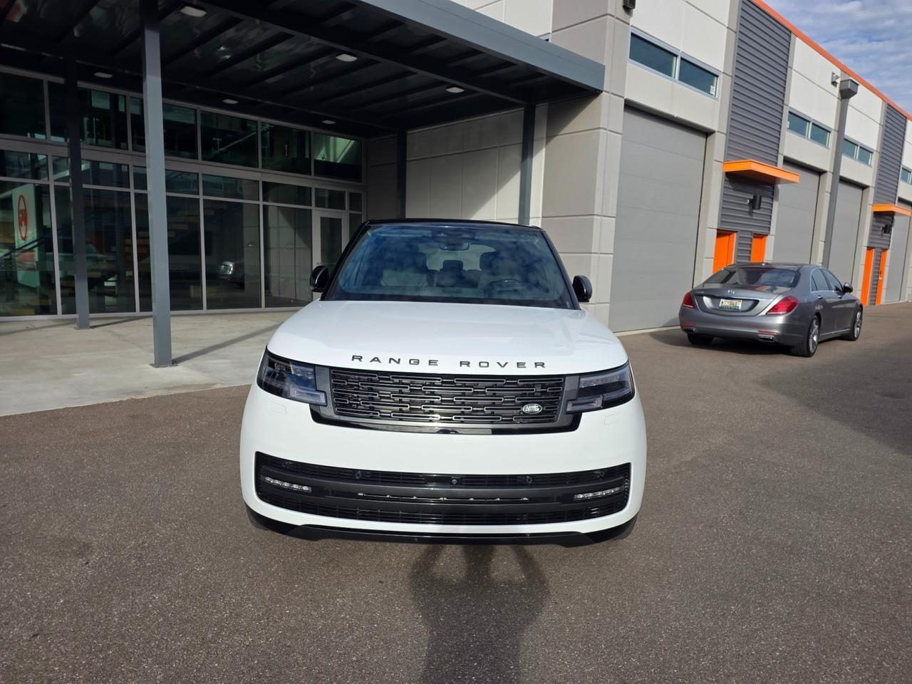 2025 Land Rover Range Rover SE $123k MSRP Scottsdale AZ