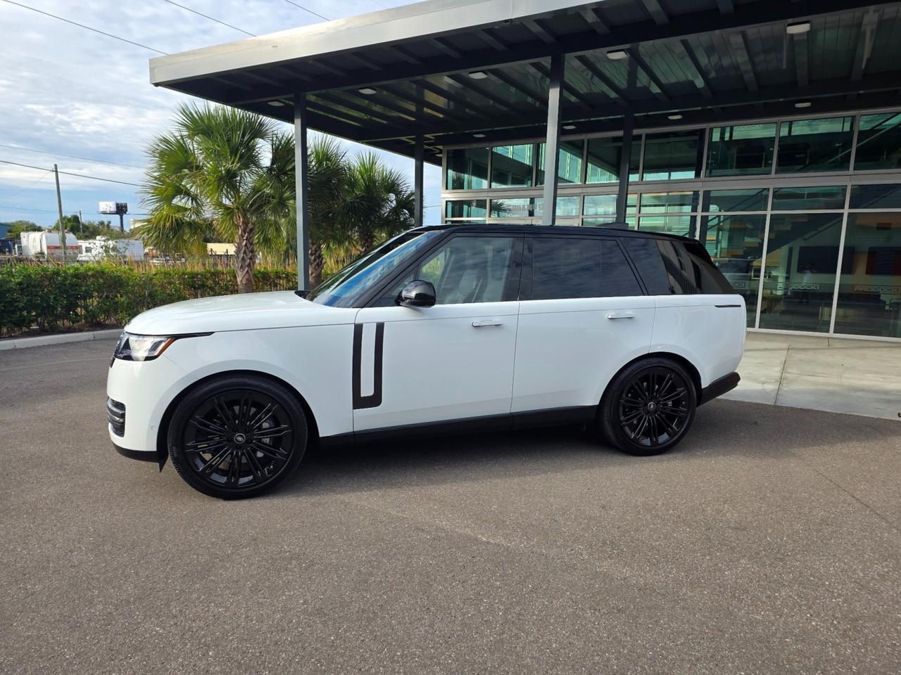 2025 Land Rover Range Rover SE $123k MSRP Scottsdale AZ