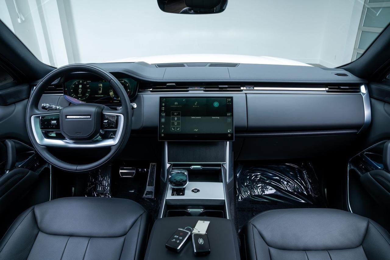 2025 Land Rover Range Rover SE Adaptive Cruise Head-Up Display Portland OR