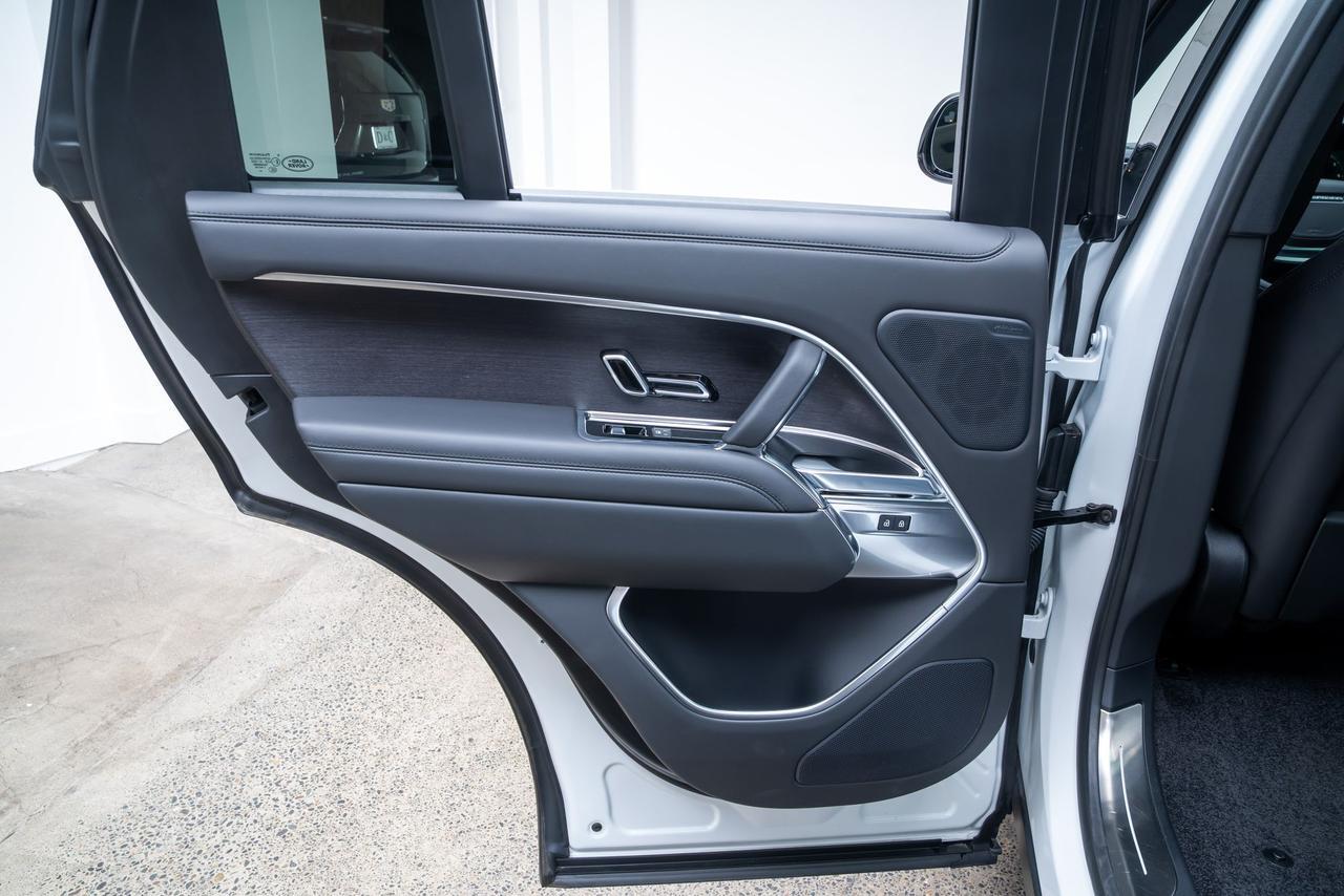 2025 Land Rover Range Rover SE Adaptive Cruise Head-Up Display Portland OR