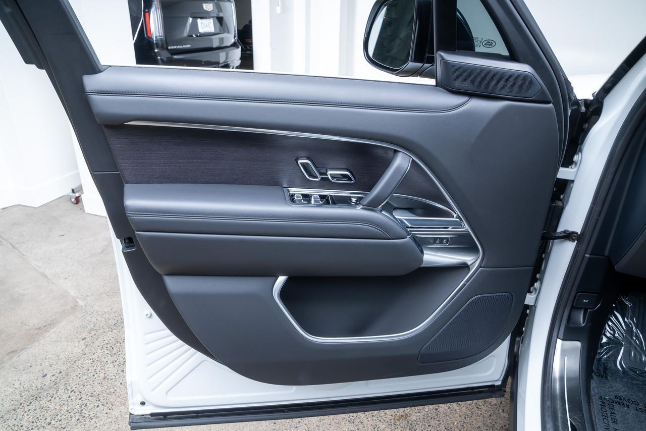 2025 Land Rover Range Rover SE Adaptive Cruise Head-Up Display Portland OR