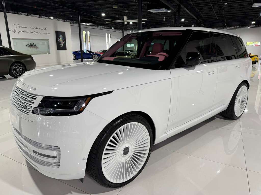 2025 Land Rover Range Rover SE