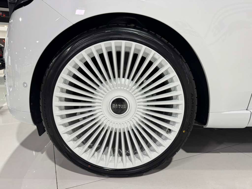 2025 Land Rover Range Rover SE Fort Lauderdale FL