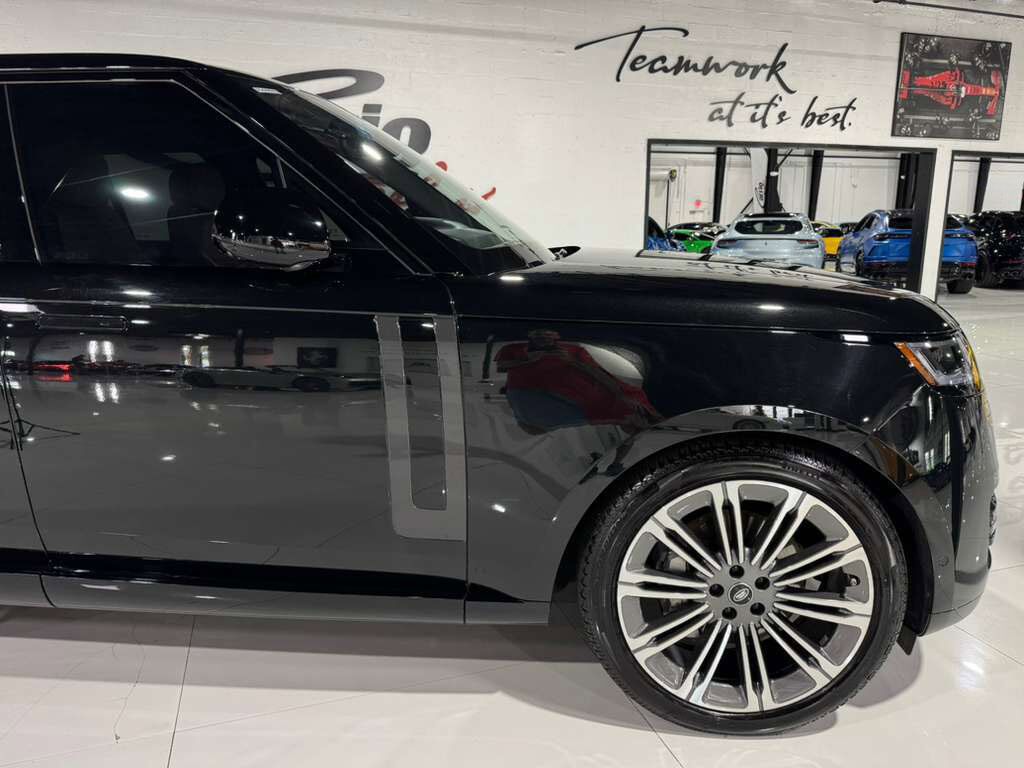 2025 Land Rover Range Rover SE Fort Lauderdale FL