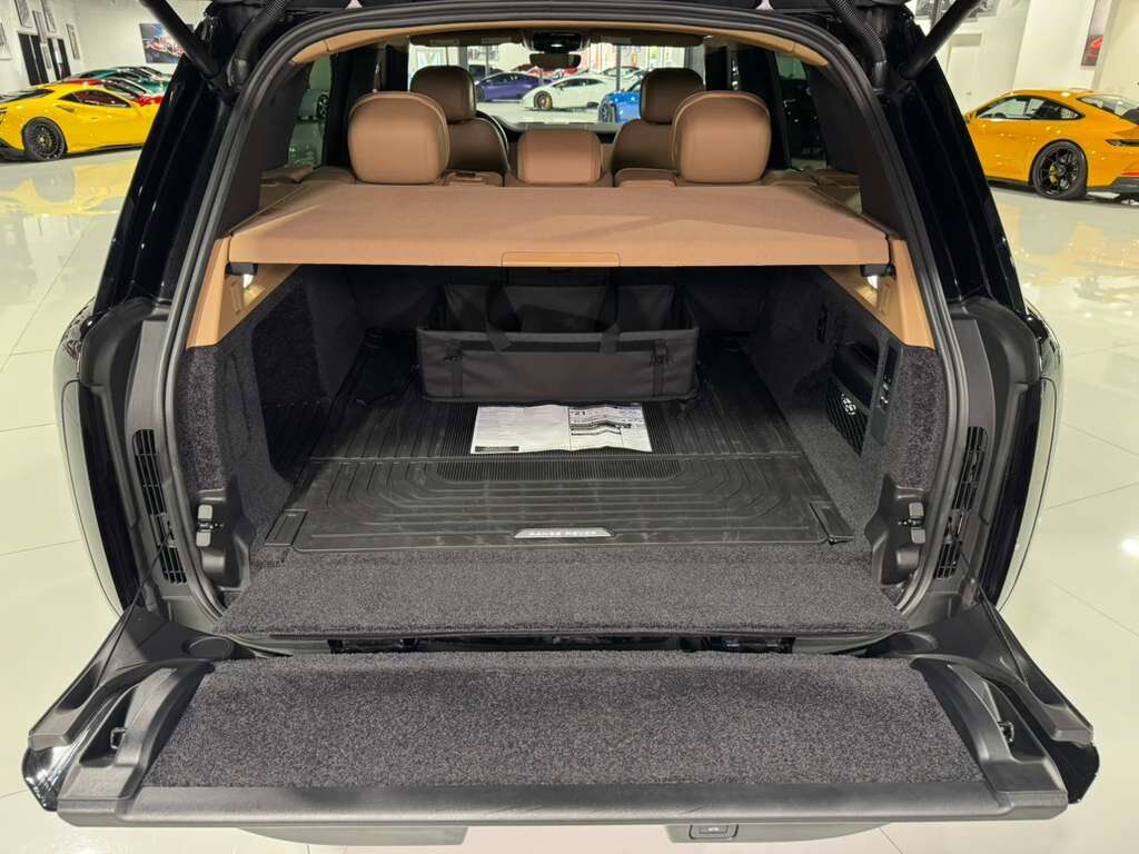 2025 Land Rover Range Rover SE Fort Lauderdale FL