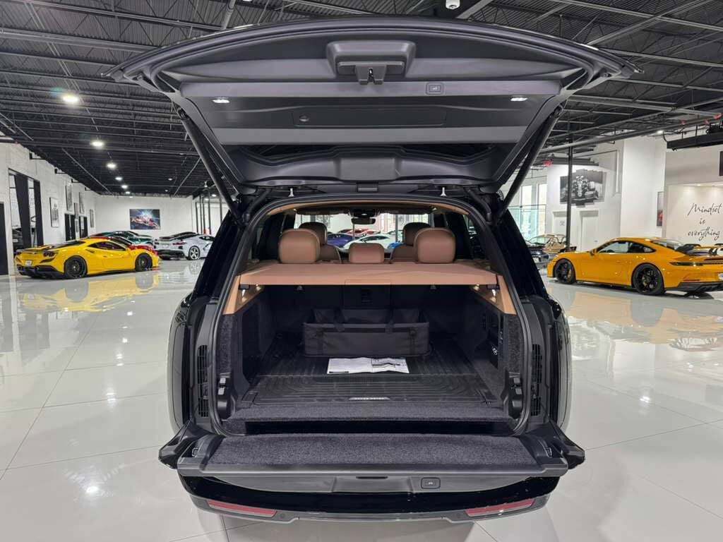 2025 Land Rover Range Rover SE Fort Lauderdale FL