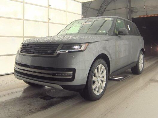 2025 Land Rover Range Rover SE