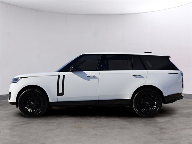 2025 Land Rover Range Rover SE LWB 7 Seats Oshkosh WI