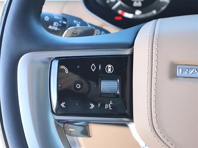 2025 Land Rover Range Rover SE LWB 7 Seats Oshkosh WI