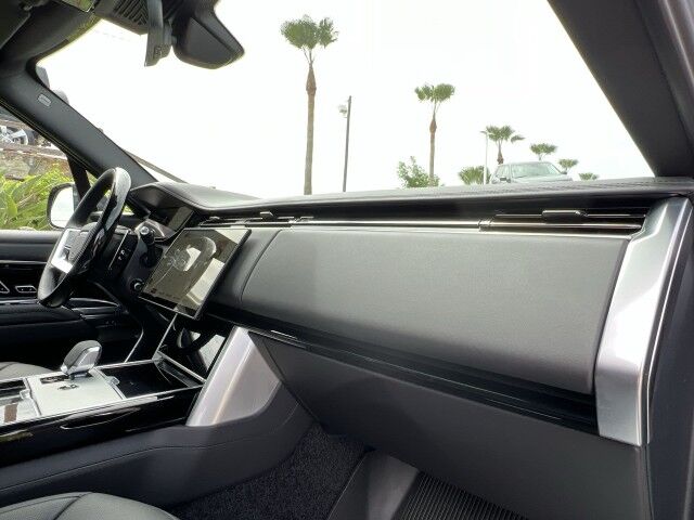 2025 Land Rover Range Rover SE LWB w/3rd Row San Juan TX