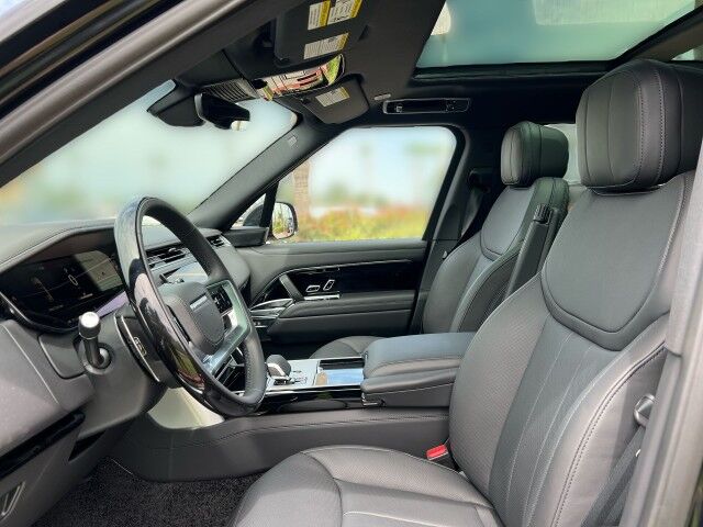 2025 Land Rover Range Rover SE LWB w/3rd Row San Juan TX