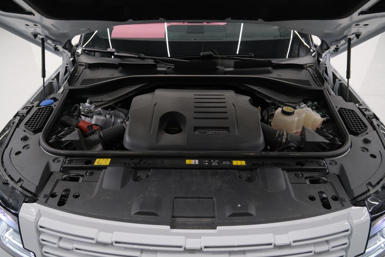 2025 Land Rover Range Rover SE Miami FL