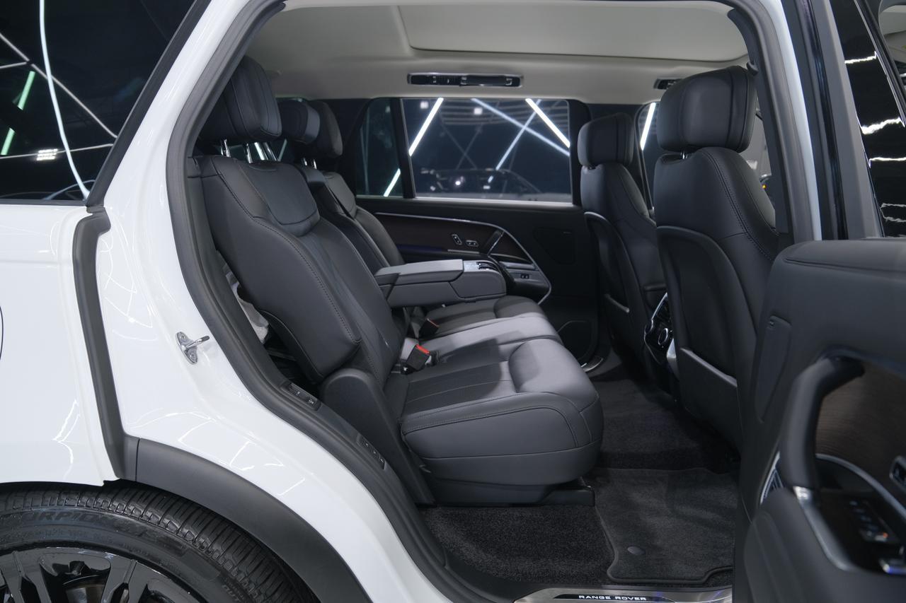 2025 Land Rover Range Rover SE Miami FL