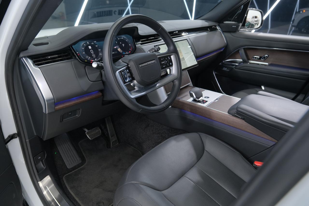 2025 Land Rover Range Rover SE Miami FL