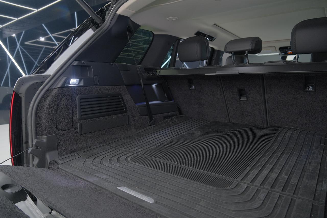 2025 Land Rover Range Rover SE Miami FL