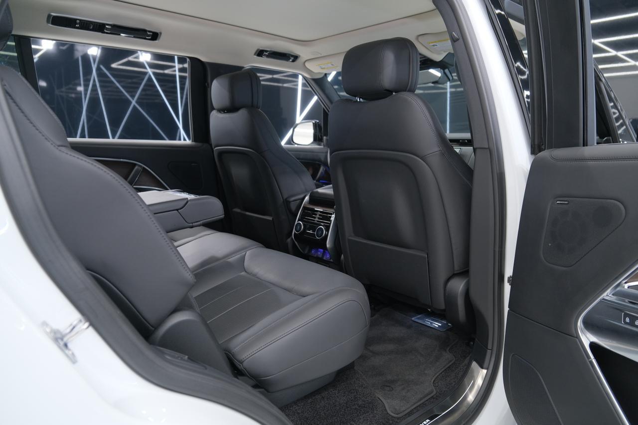 2025 Land Rover Range Rover SE Miami FL