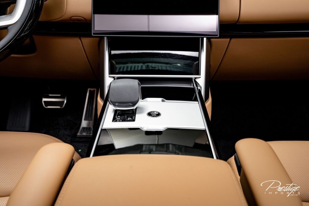 2025 Land Rover Range Rover SE North Miami Beach FL