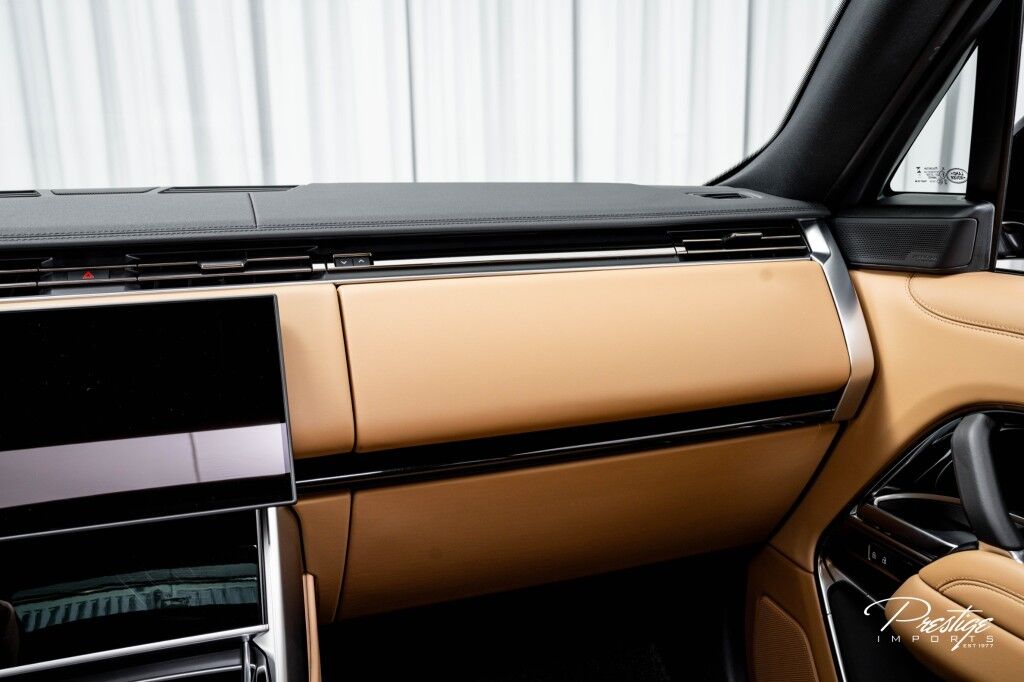 2025 Land Rover Range Rover SE North Miami Beach FL