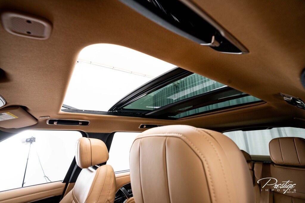 2025 Land Rover Range Rover SE North Miami Beach FL