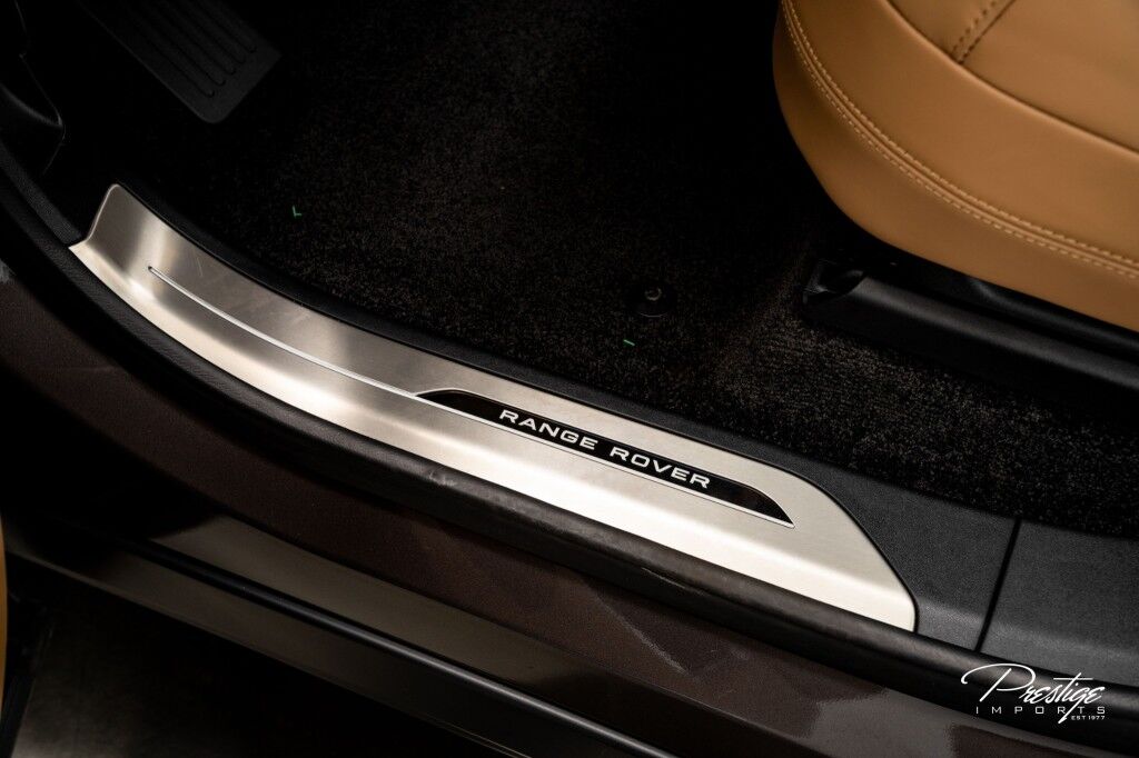 2025 Land Rover Range Rover SE North Miami Beach FL