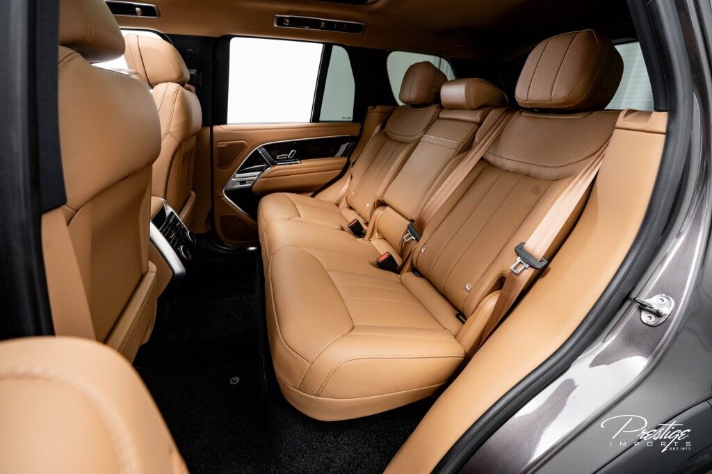 2025 Land Rover Range Rover SE North Miami Beach FL