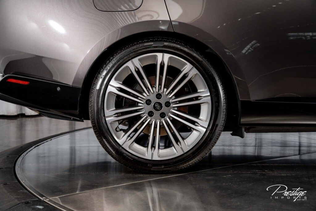 2025 Land Rover Range Rover SE North Miami Beach FL