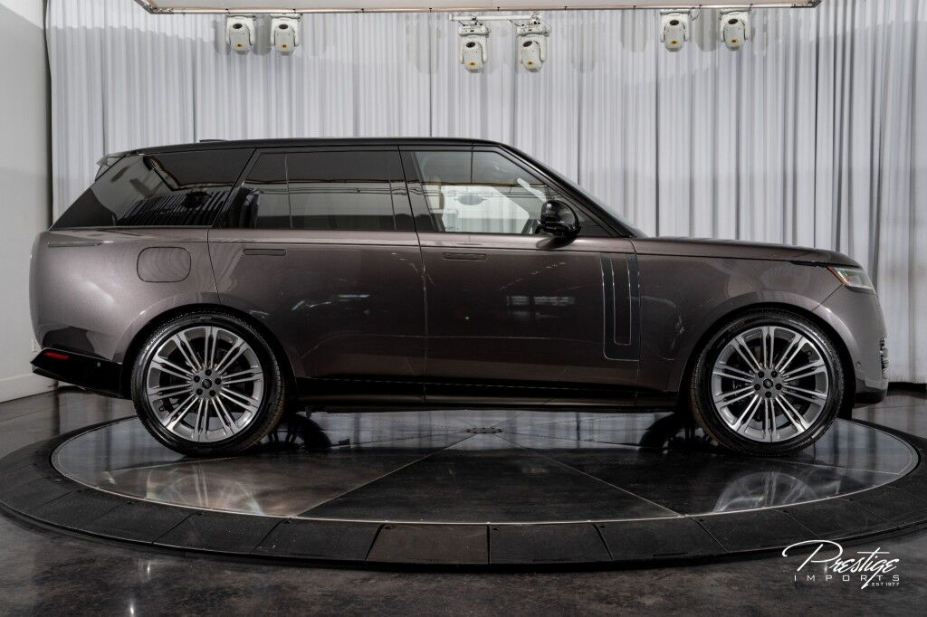 2025 Land Rover Range Rover SE North Miami Beach FL