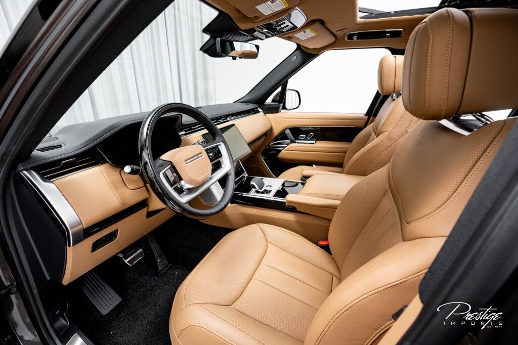 2025 Land Rover Range Rover SE North Miami Beach FL