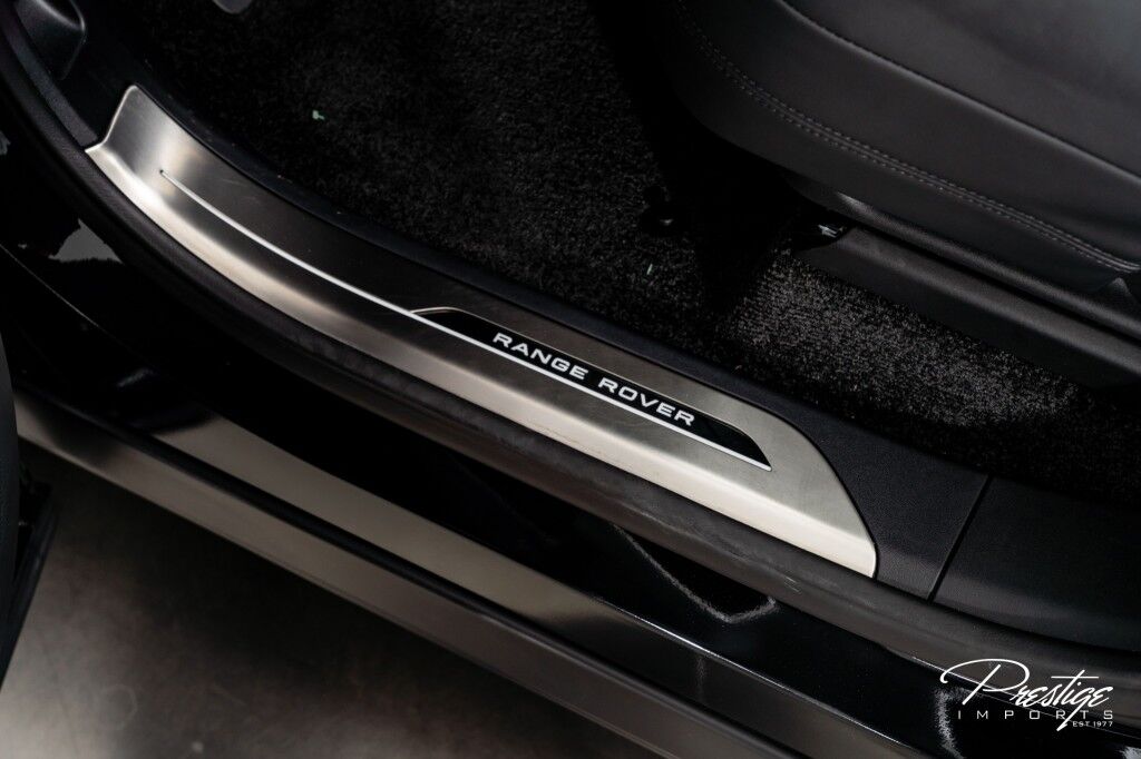2025 Land Rover Range Rover SE North Miami Beach FL