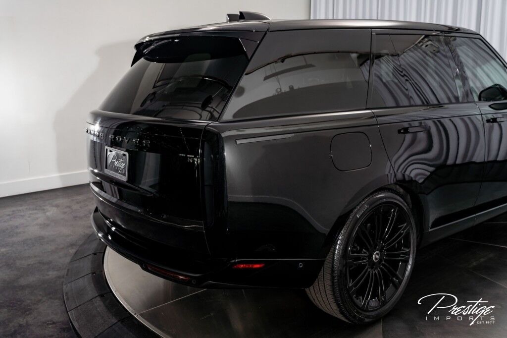 2025 Land Rover Range Rover SE North Miami Beach FL