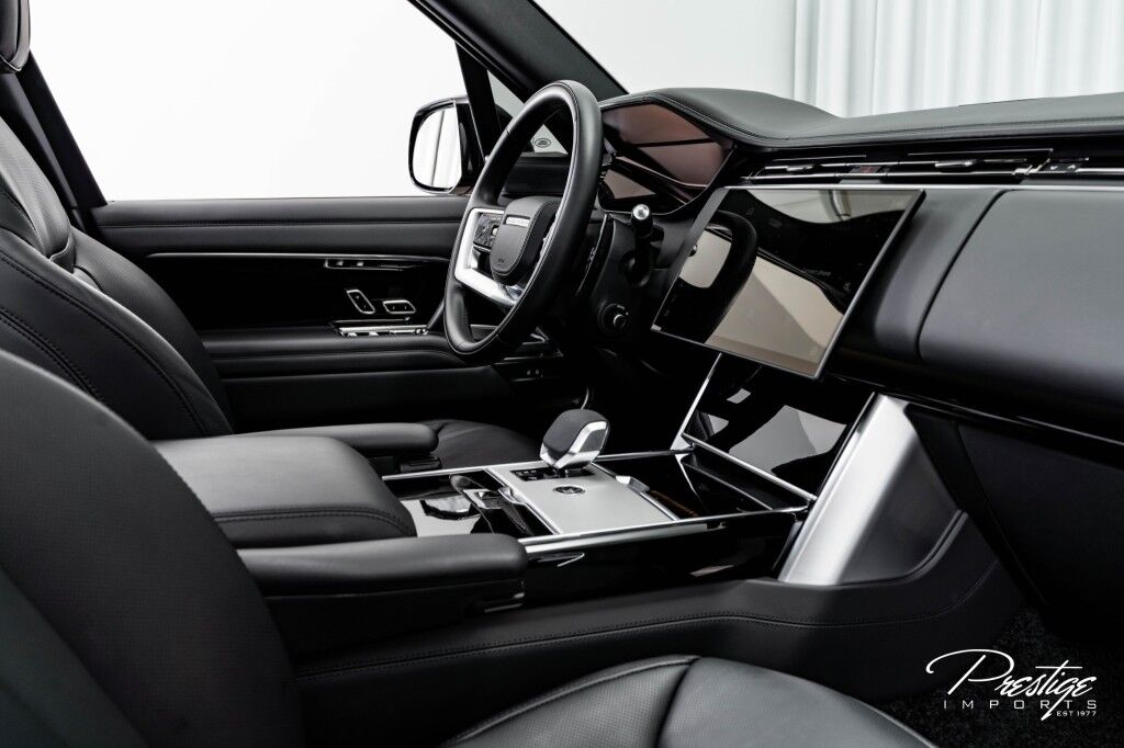 2025 Land Rover Range Rover SE North Miami Beach FL