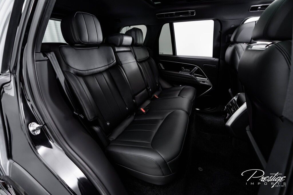 2025 Land Rover Range Rover SE North Miami Beach FL