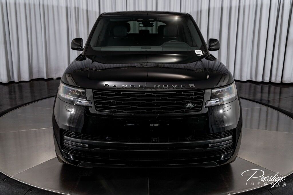 2025 Land Rover Range Rover SE North Miami Beach FL