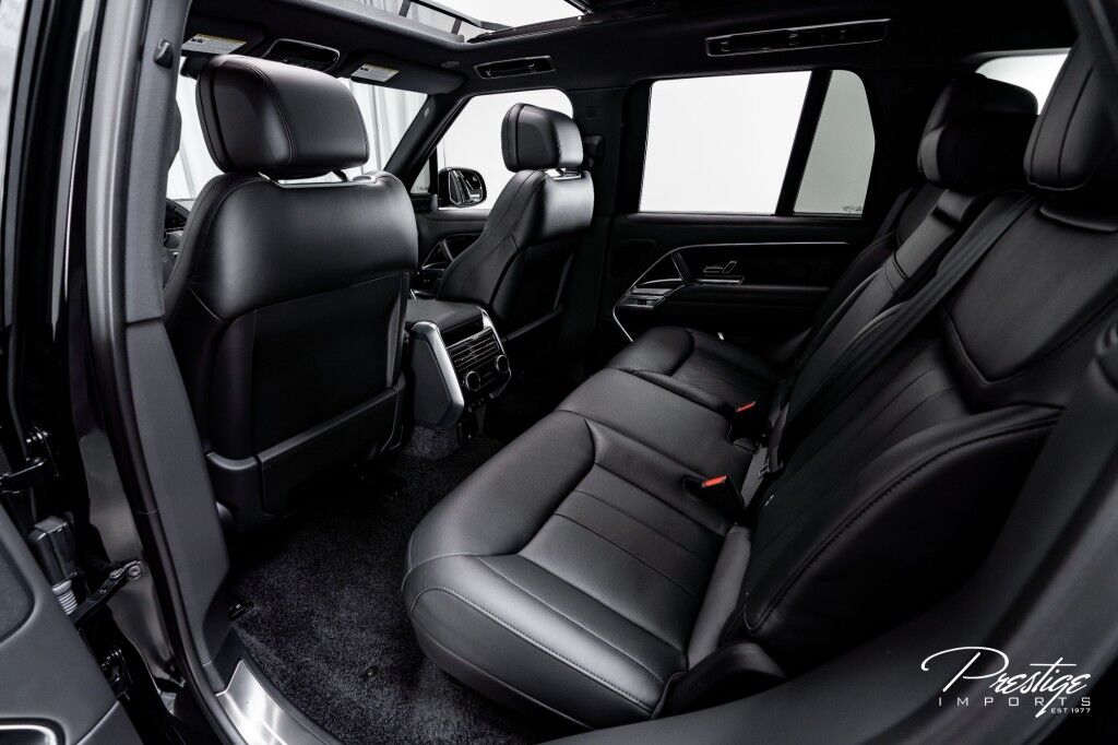 2025 Land Rover Range Rover SE North Miami Beach FL