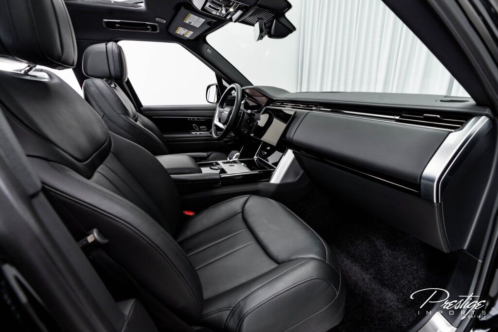 2025 Land Rover Range Rover SE North Miami Beach FL