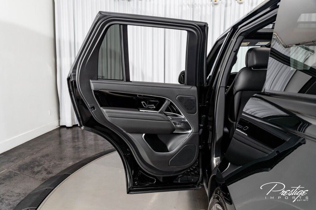 2025 Land Rover Range Rover SE North Miami Beach FL